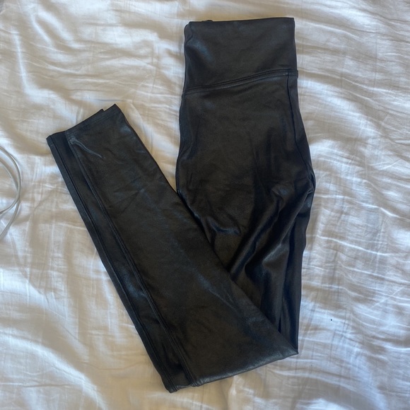 Spanx Faux Leather Leggings, Medium - Picture 2 of 3